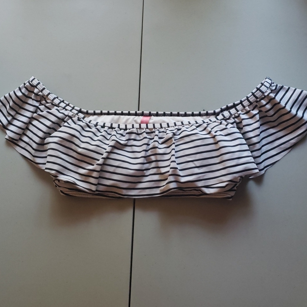 Flounce Bandeau Bikini Top